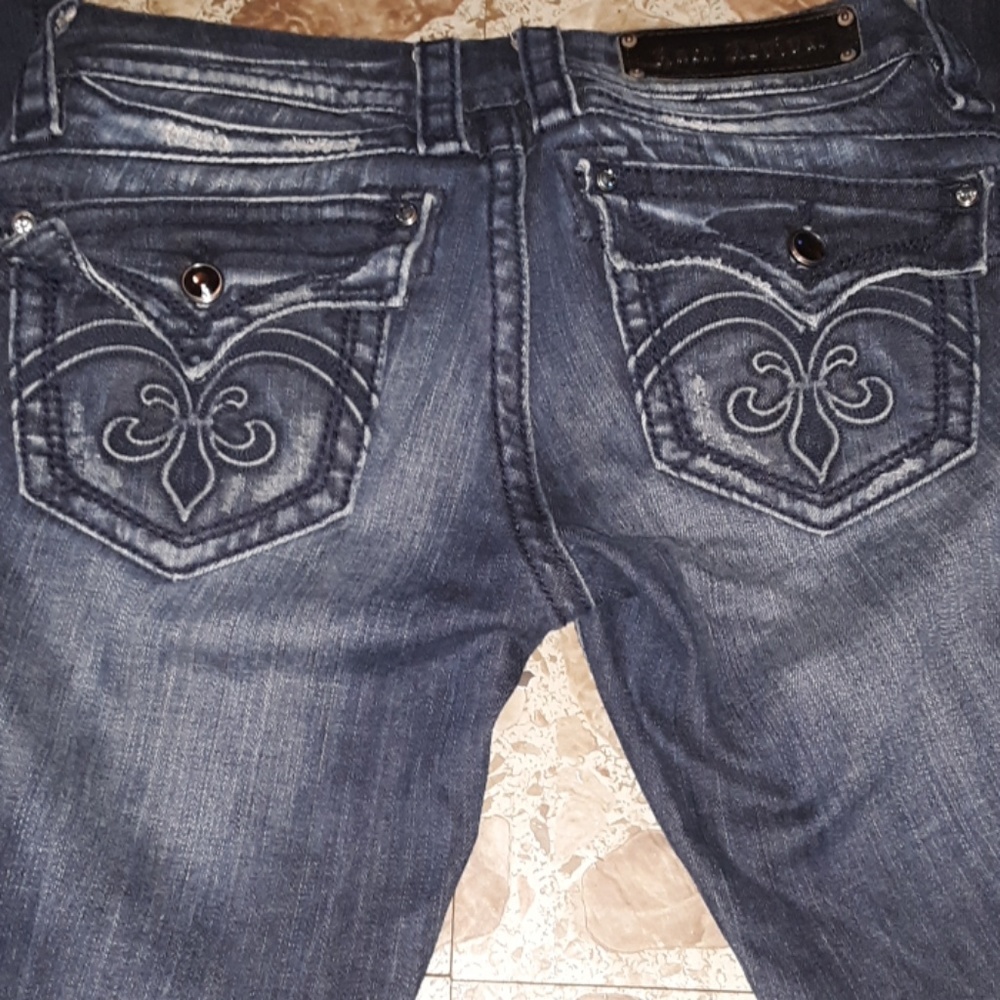 Rock Revival straight (sasha)27